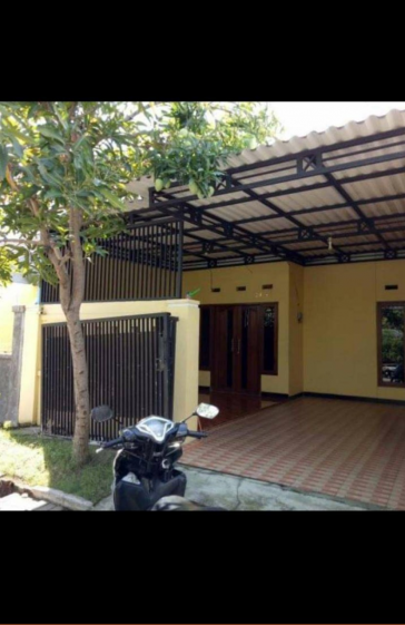 Dijual rumah siap huni butuh cepat laku di Surya residence